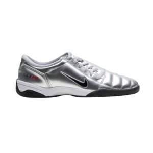 nike-total-90-iii